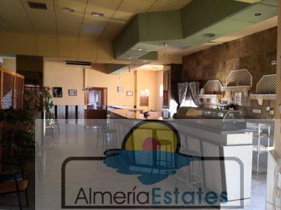 Venta de hotel en Olula del Río