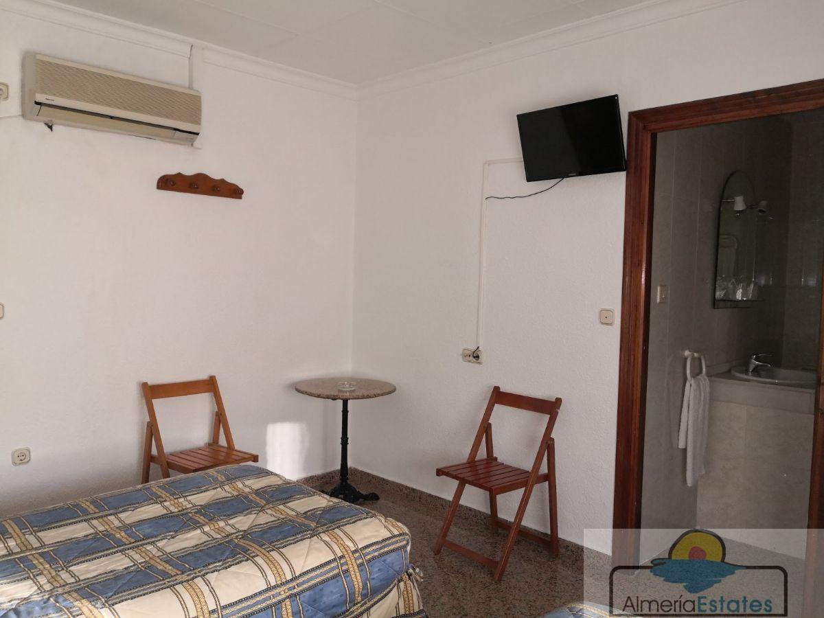 Venta de hotel en Olula del Río