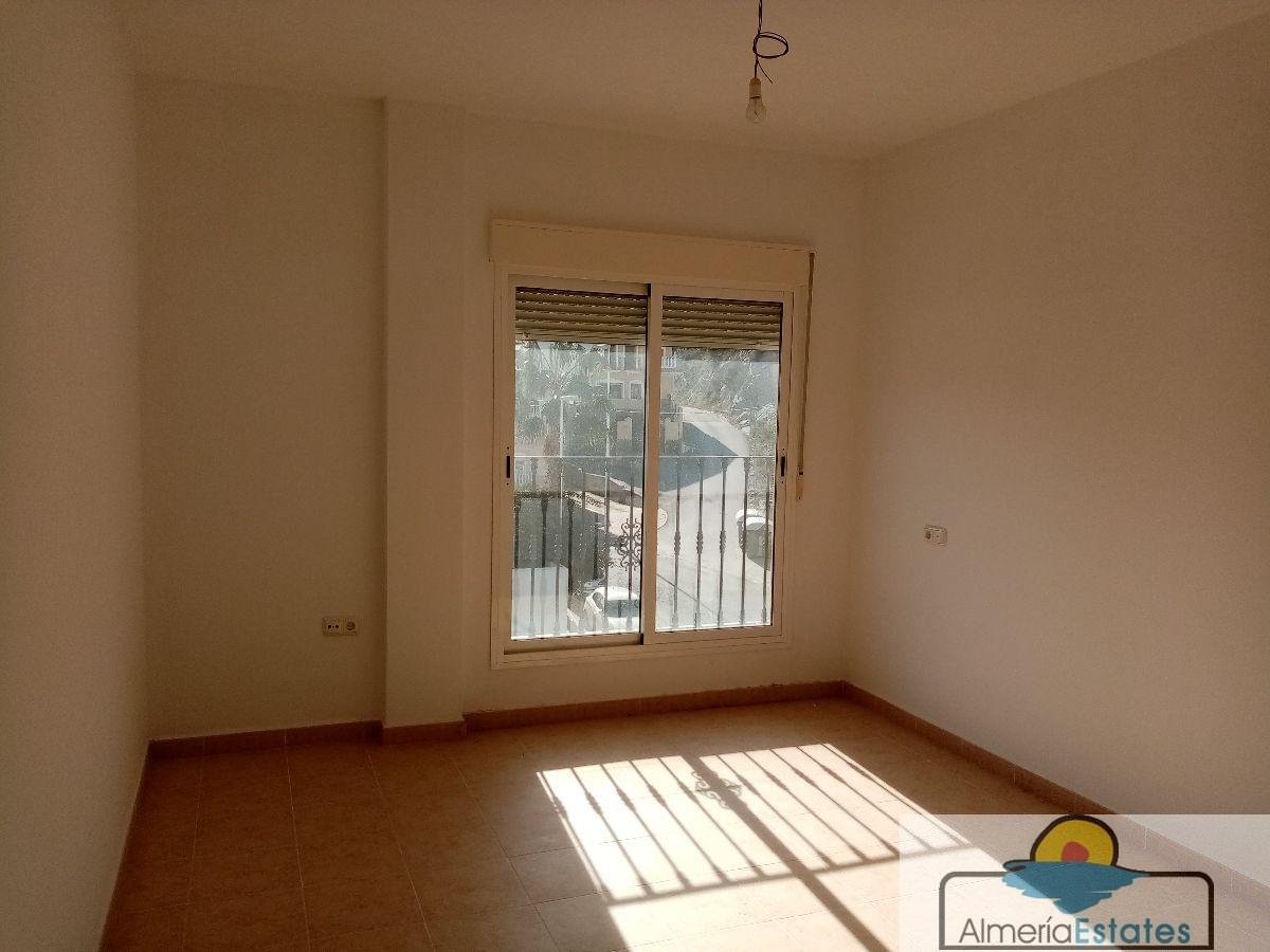 Venta de piso en Zurgena