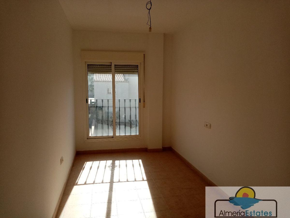 Venta de piso en Zurgena