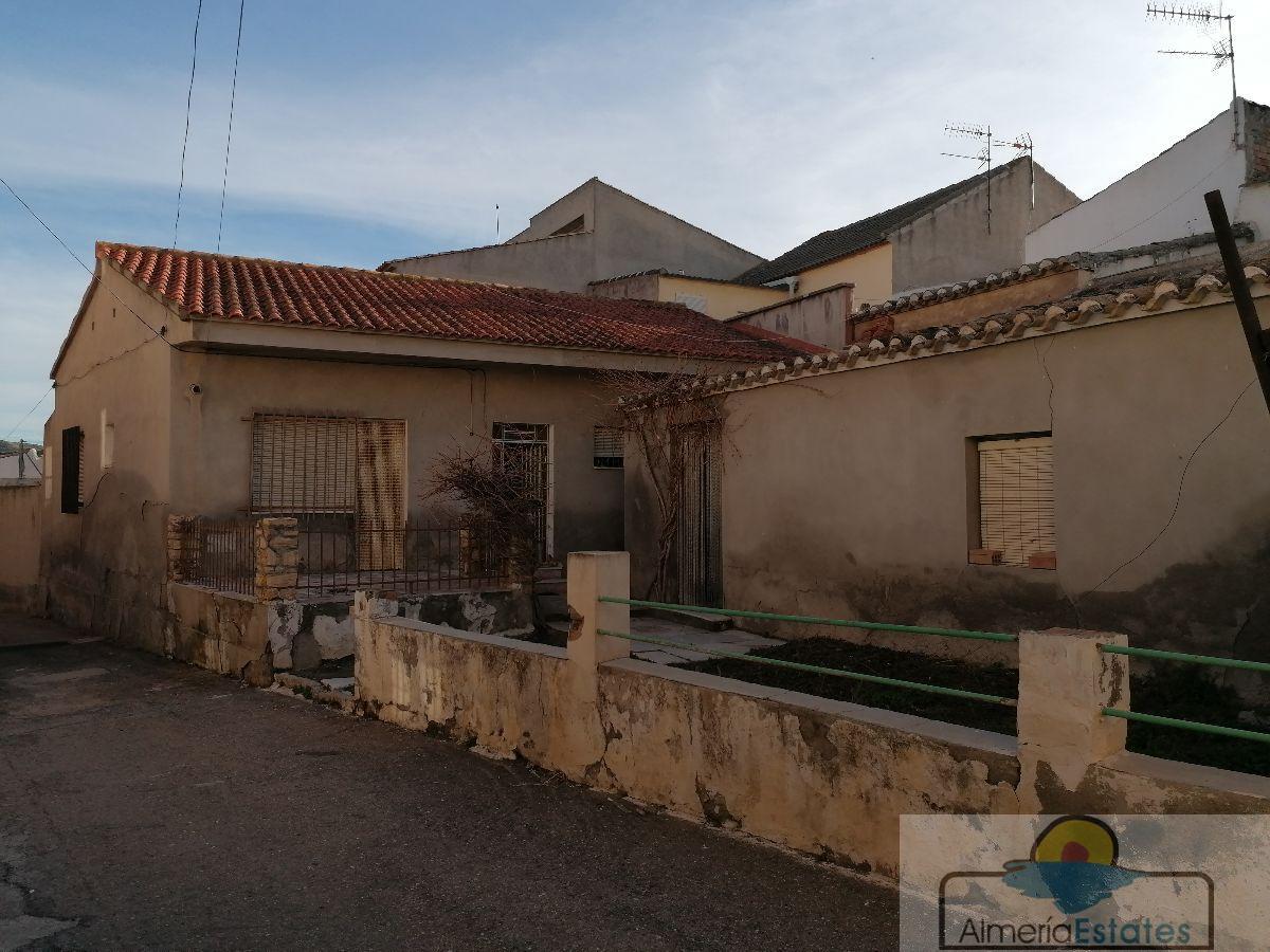 For sale of house in Almanzora