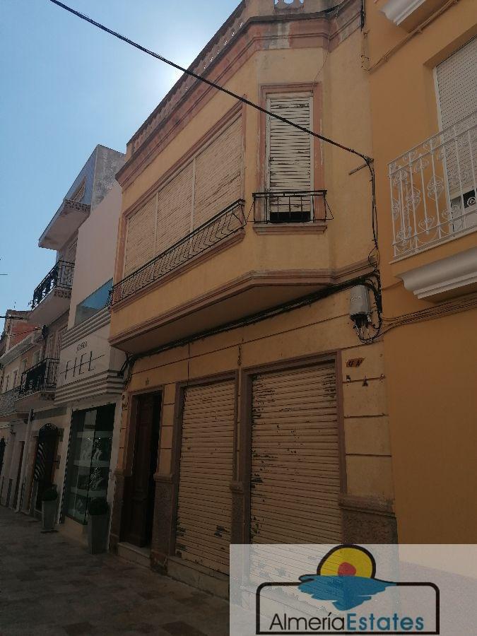 Venta de casa en Albox