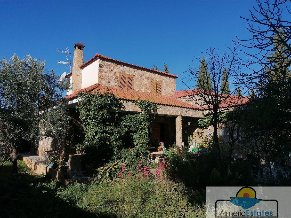 For sale of villa in Albox