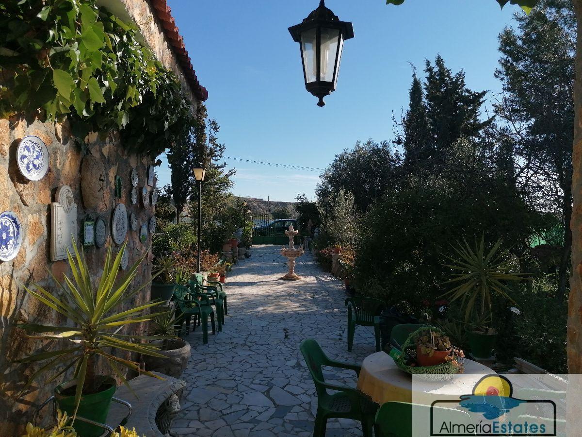 For sale of villa in Albox