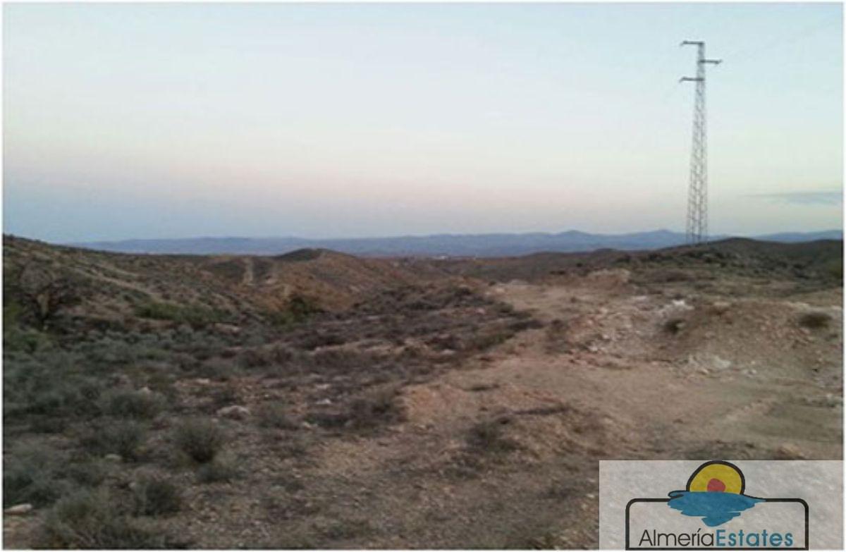 Venta de finca rústica en Albox