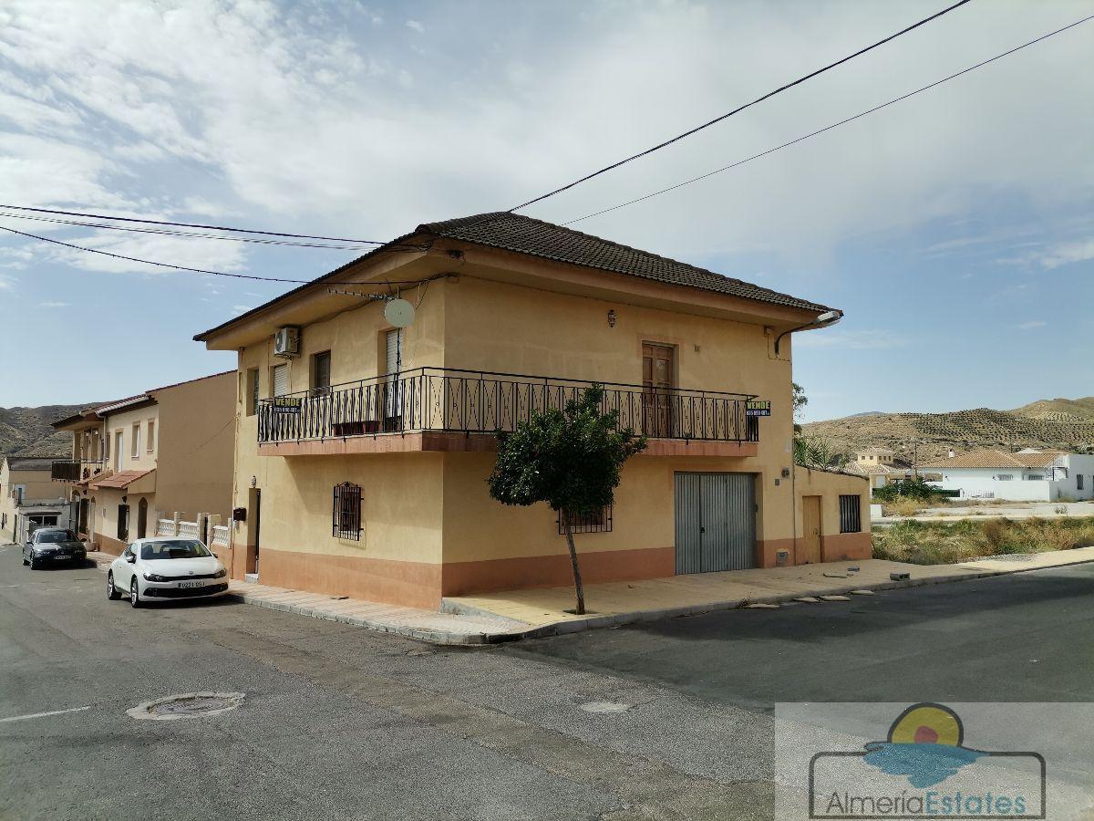 For sale of house in Almanzora