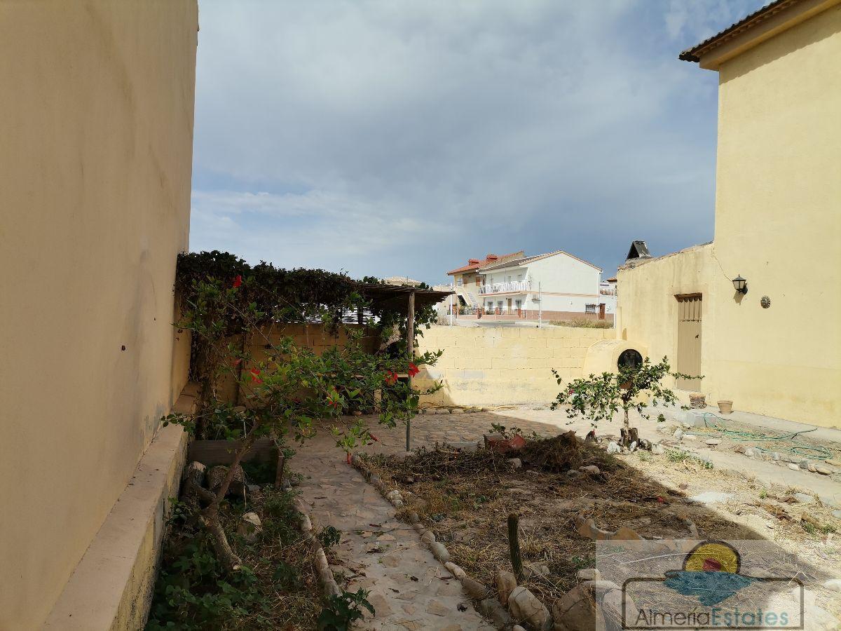 For sale of house in Almanzora