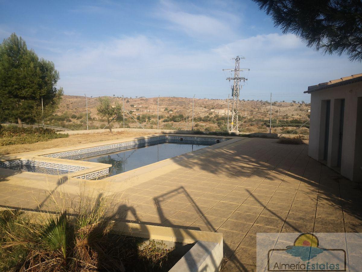 Venta de casa en Albox