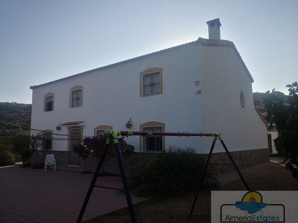 Venta de casa en Albox