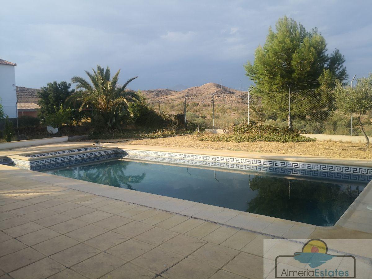 Venta de casa en Albox