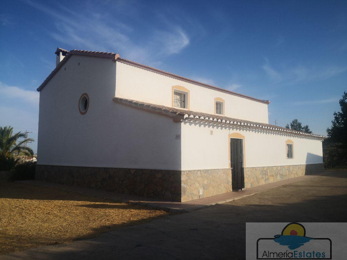 Venta de casa en Albox