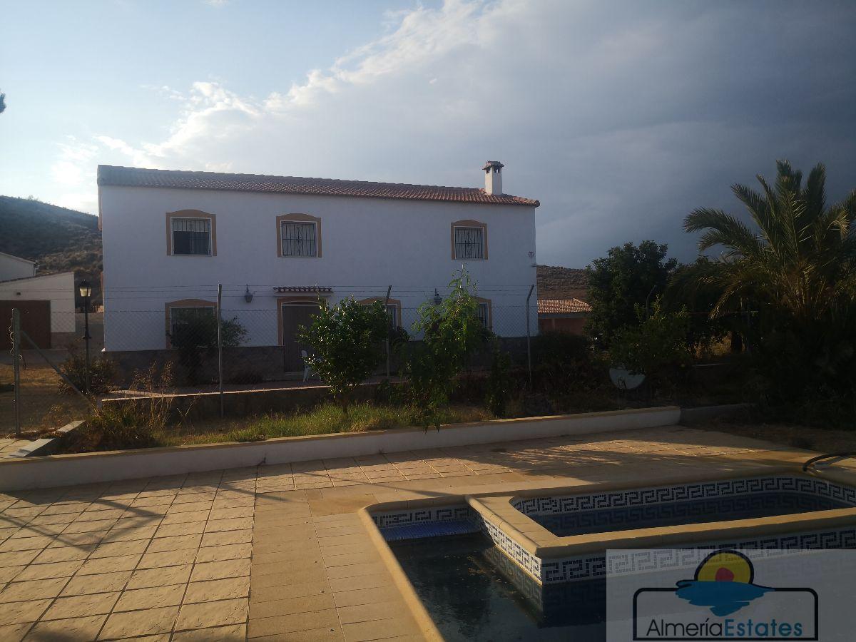 Venta de casa en Albox