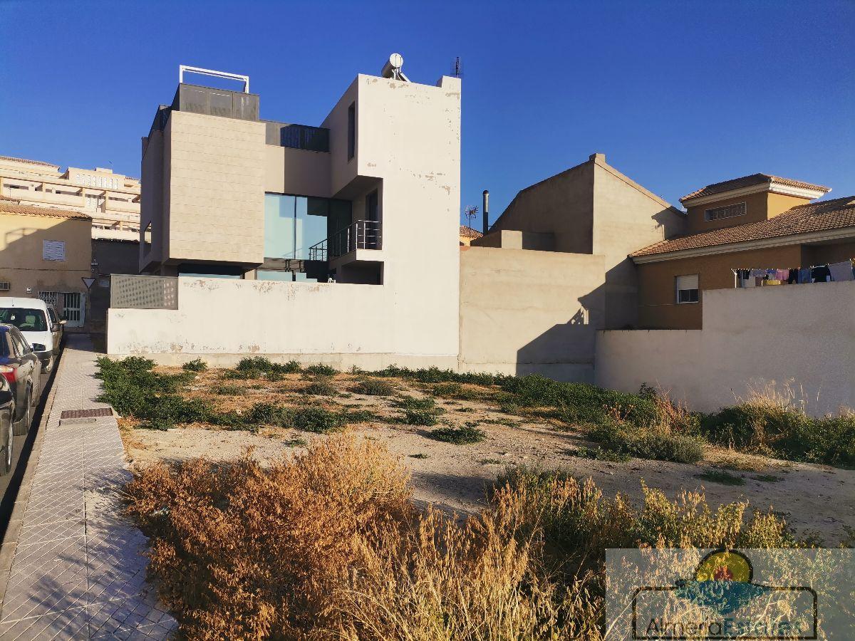 Venta de terreno en Fines