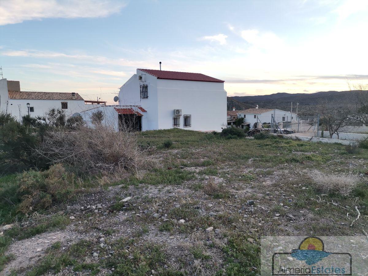Venta de terreno en Taberno