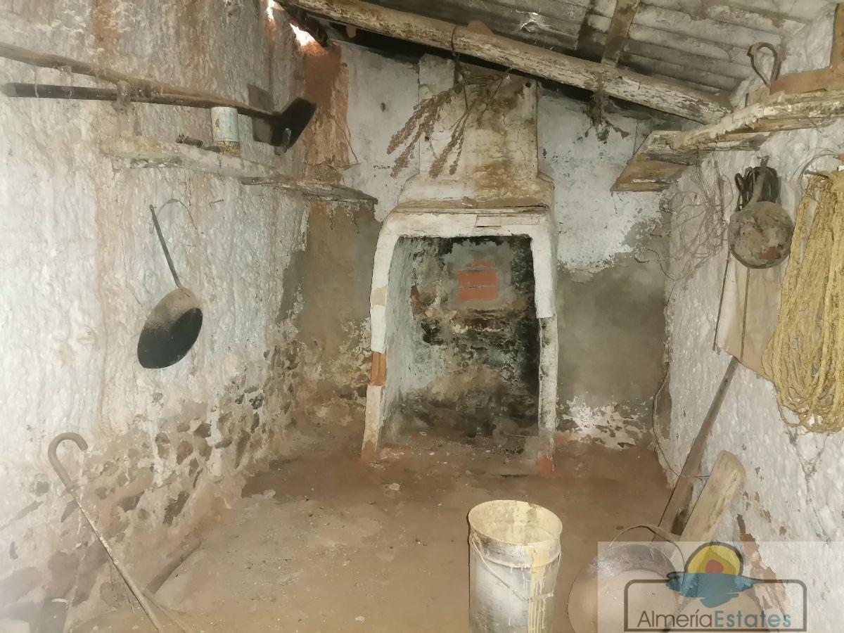 For sale of house in Taberno