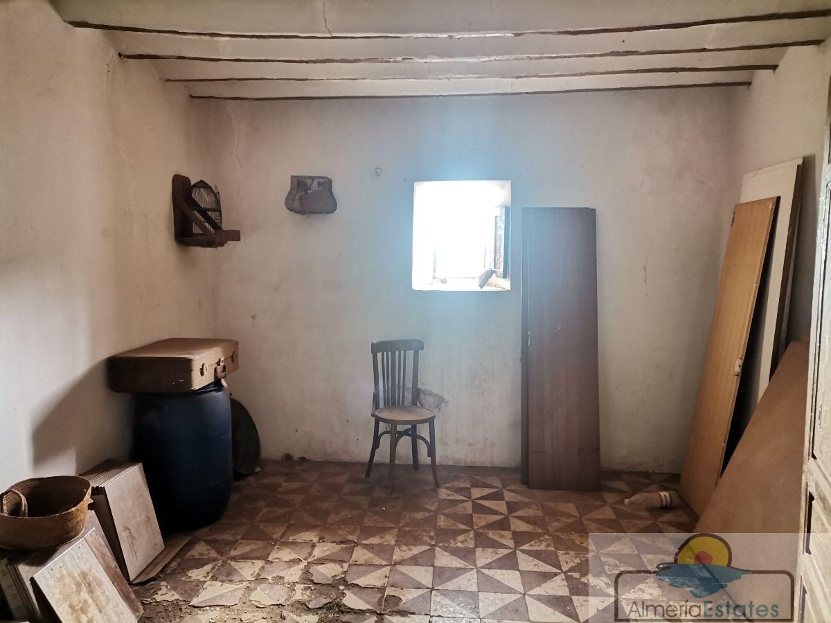 For sale of house in Taberno
