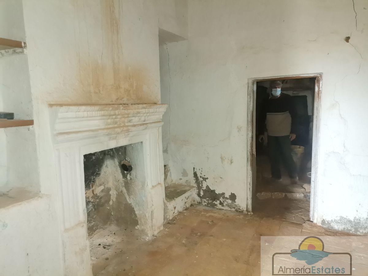 For sale of house in Taberno