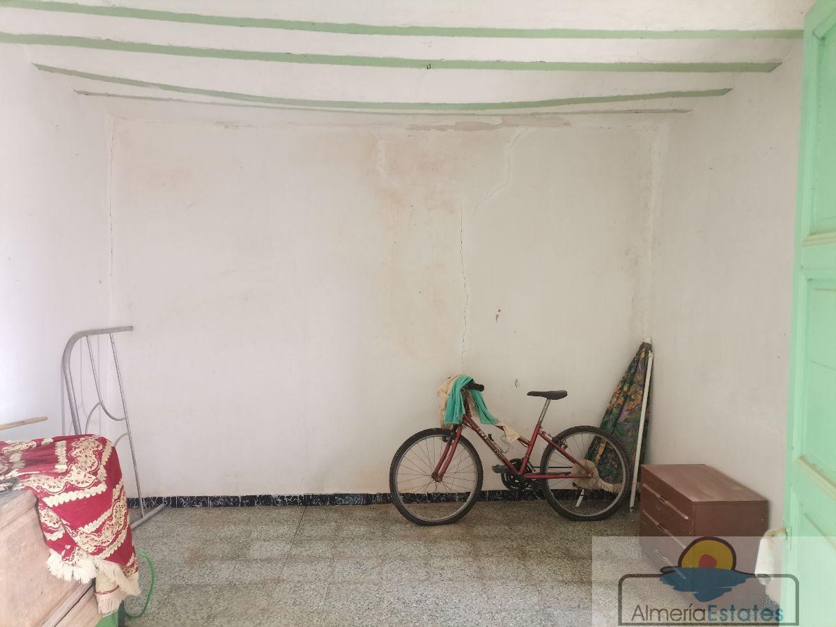For sale of house in Taberno