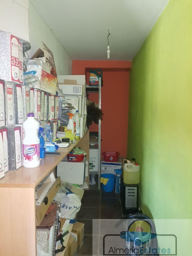 Alquiler de nave en Albox