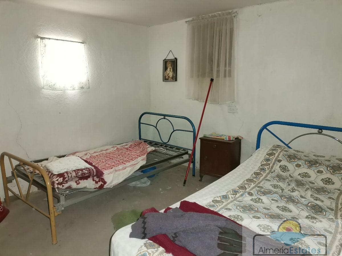 Venta de casa en Oria