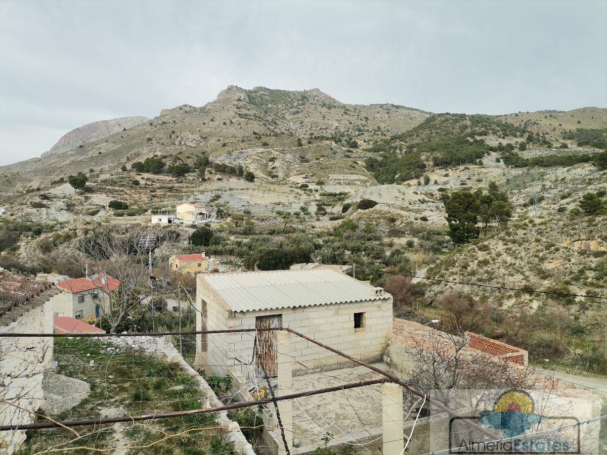 Venta de casa en Oria