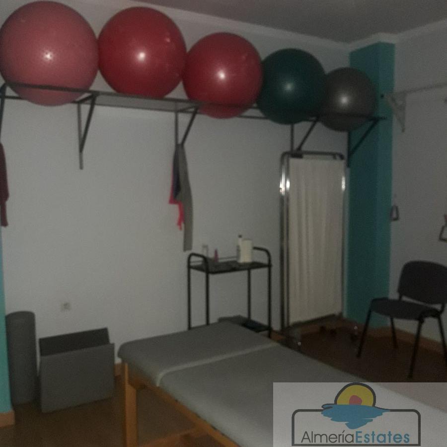 For rent of premises in Albox