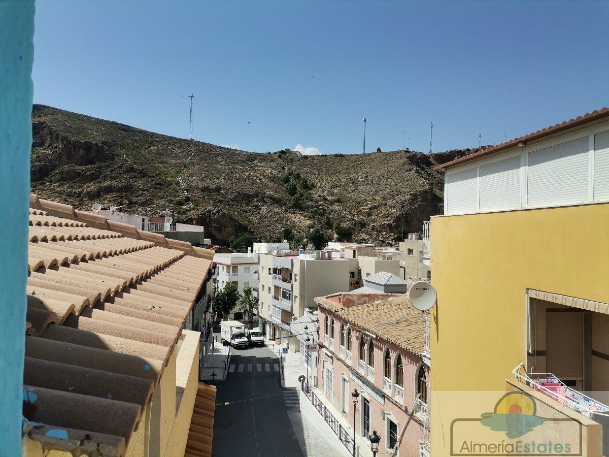 Venta de casa en Macael