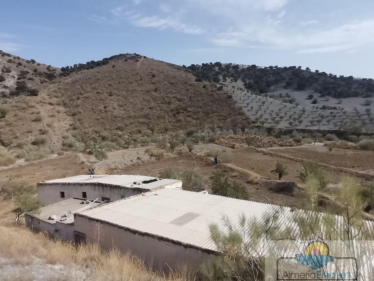 Venta de casa en Taberno