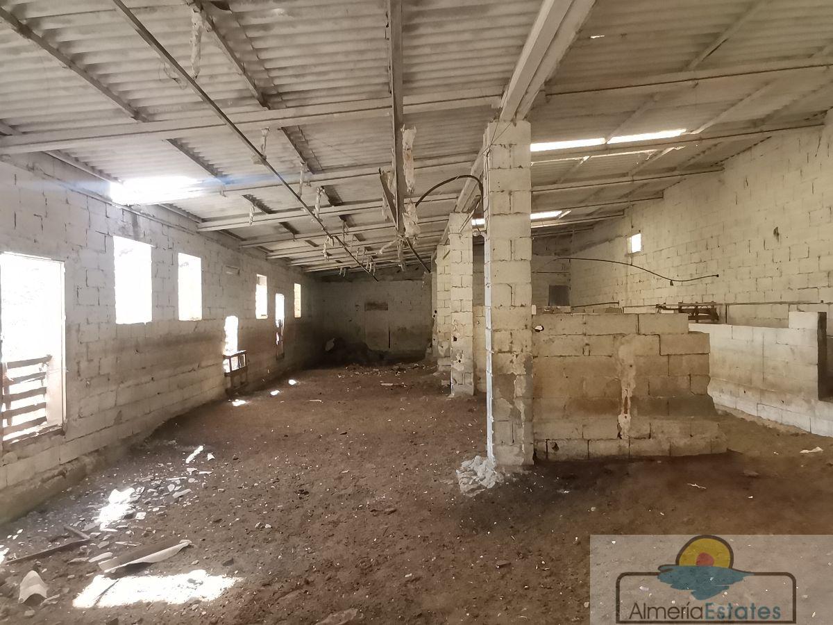 Venta de casa en Taberno