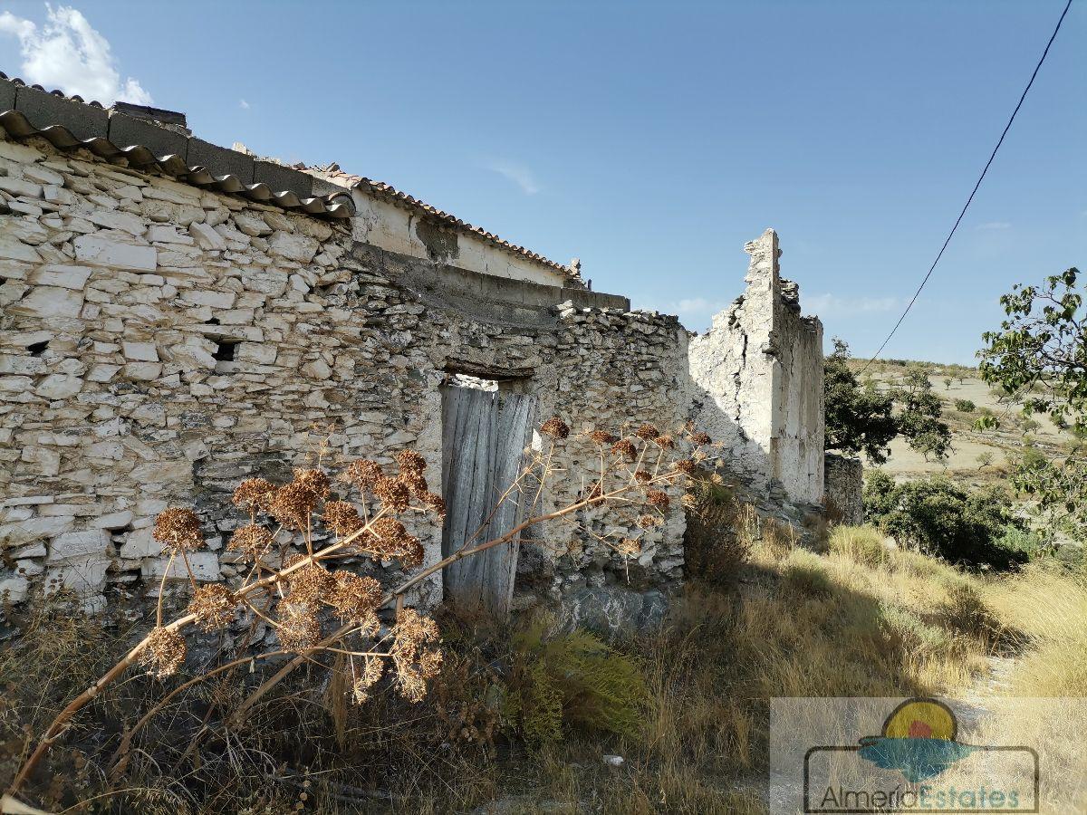 Venta de casa en Taberno