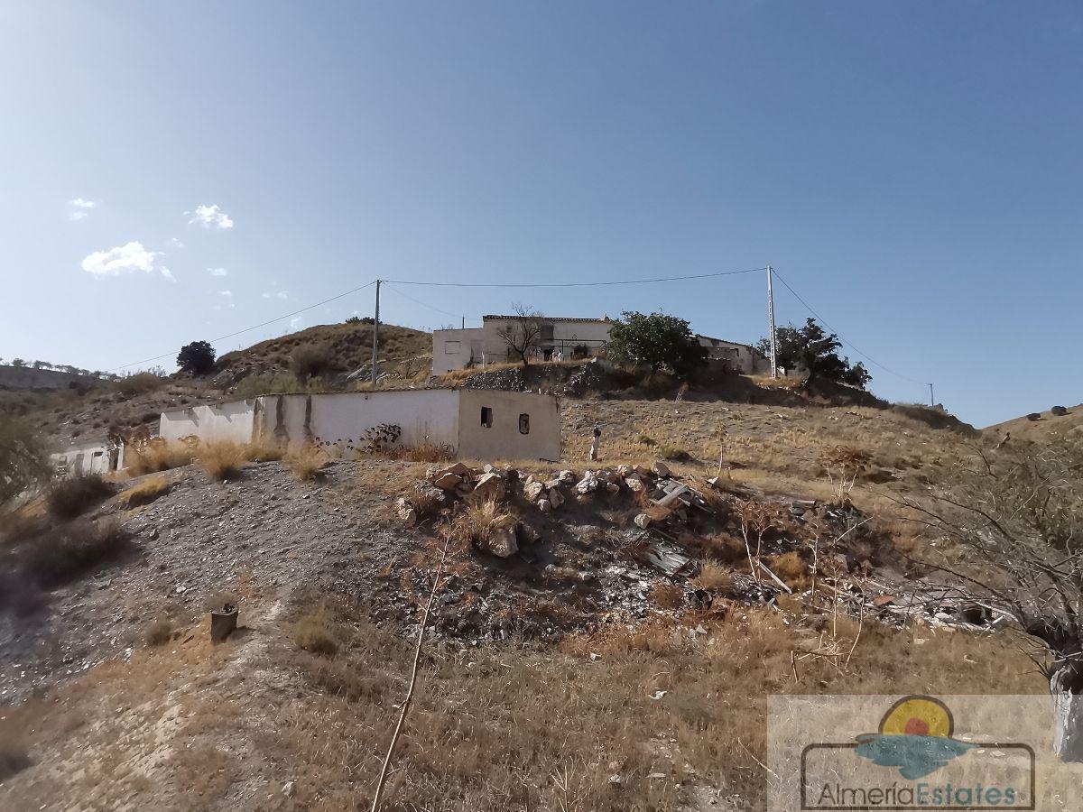 Venta de casa en Taberno