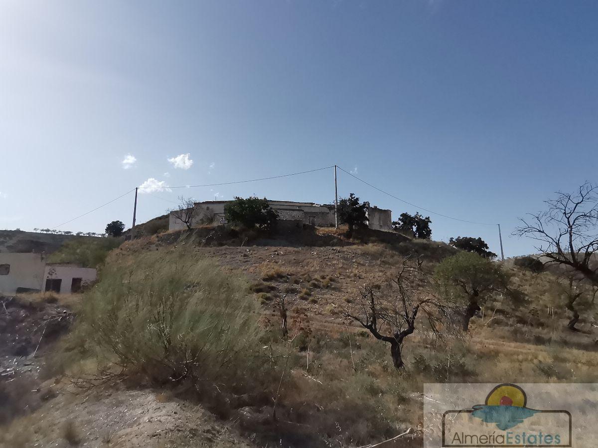 Venta de casa en Taberno