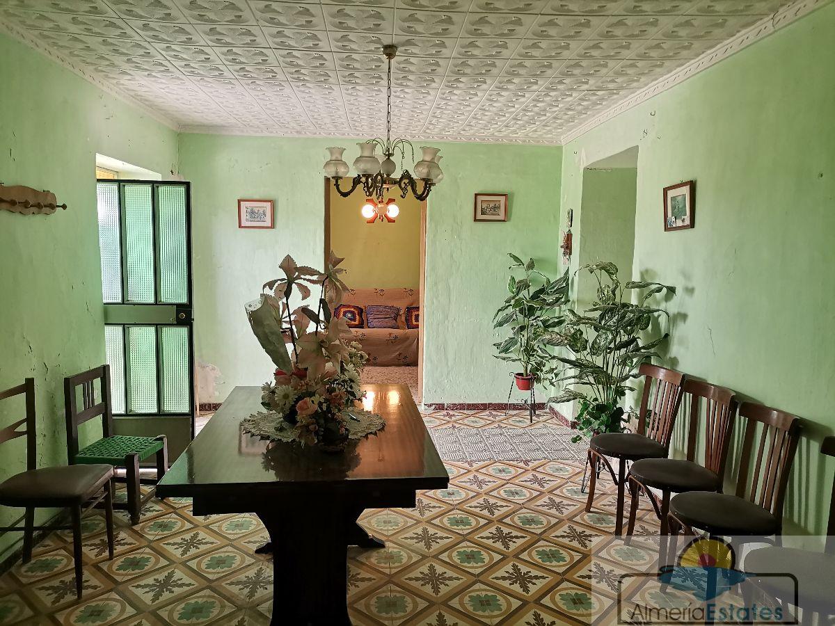 Venta de casa en Albox