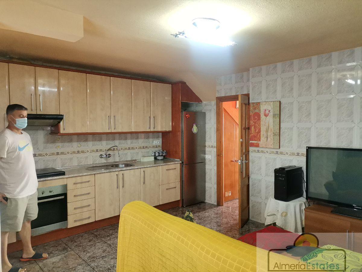 Venta de casa en Zurgena