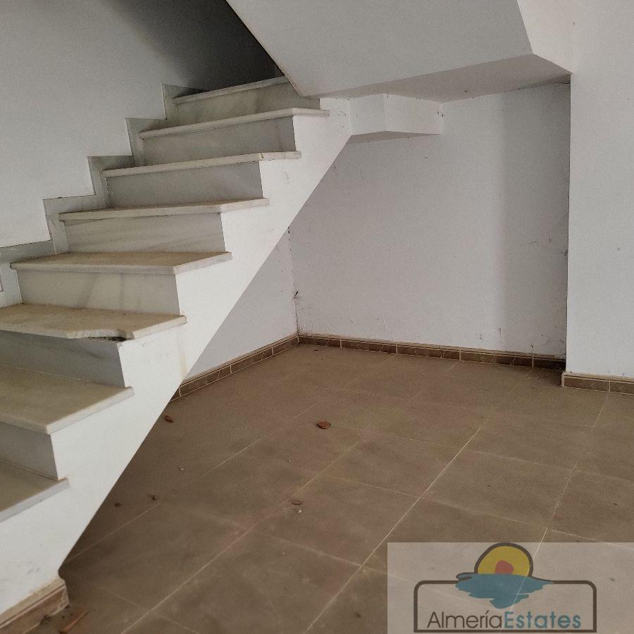 Venta de edificio en Almanzora