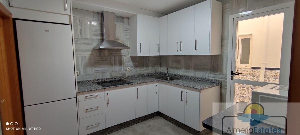 For sale of flat in Olula del Río