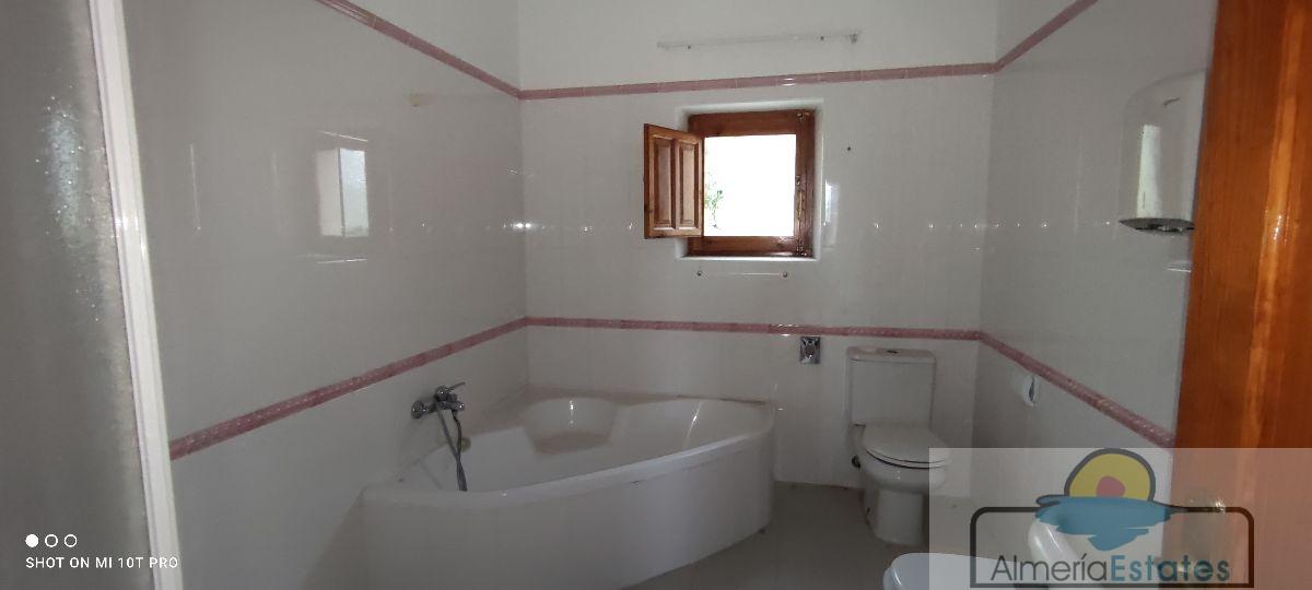 Venta de casa en Arboleas