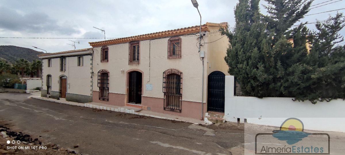 Venta de casa en Arboleas