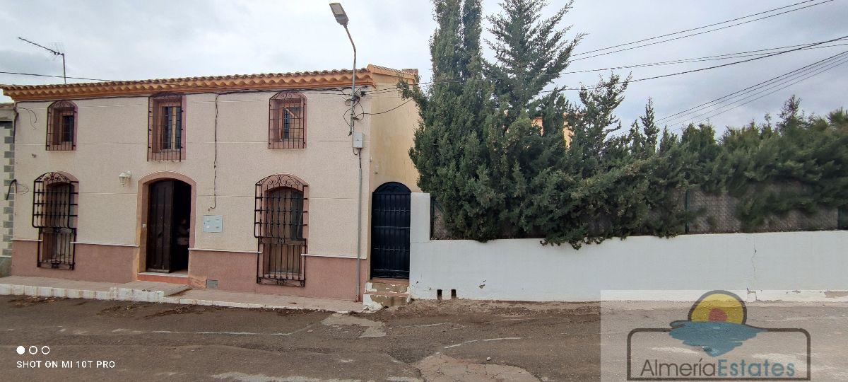 Venta de casa en Arboleas