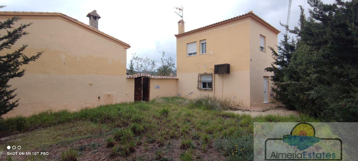 Venta de casa en Arboleas