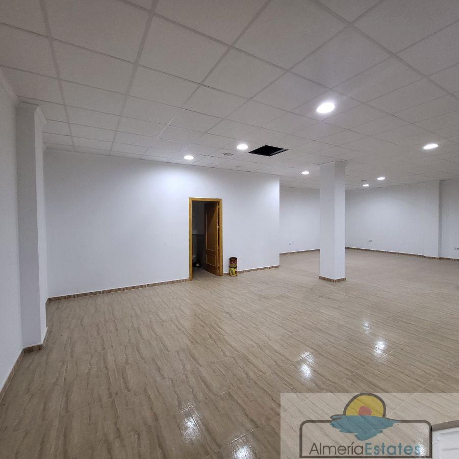 For rent of premises in Albox