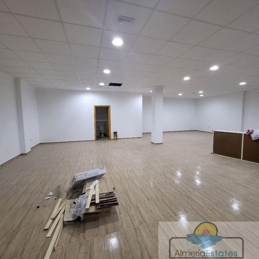 For rent of premises in Albox