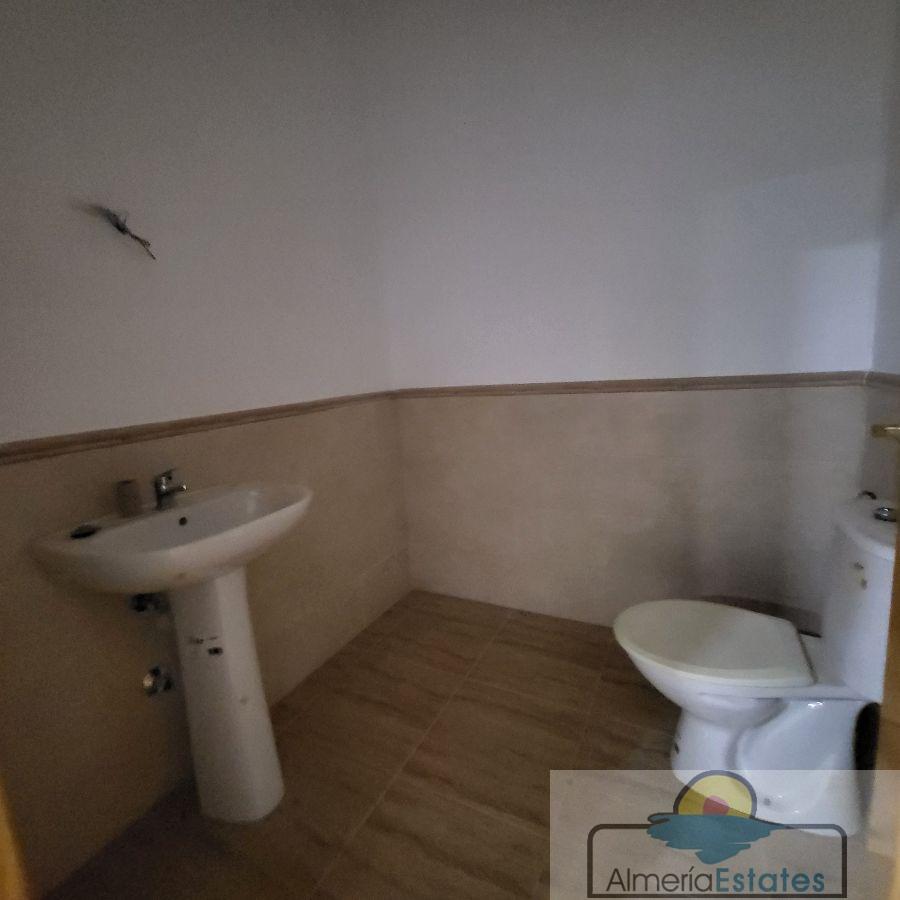 For rent of premises in Albox