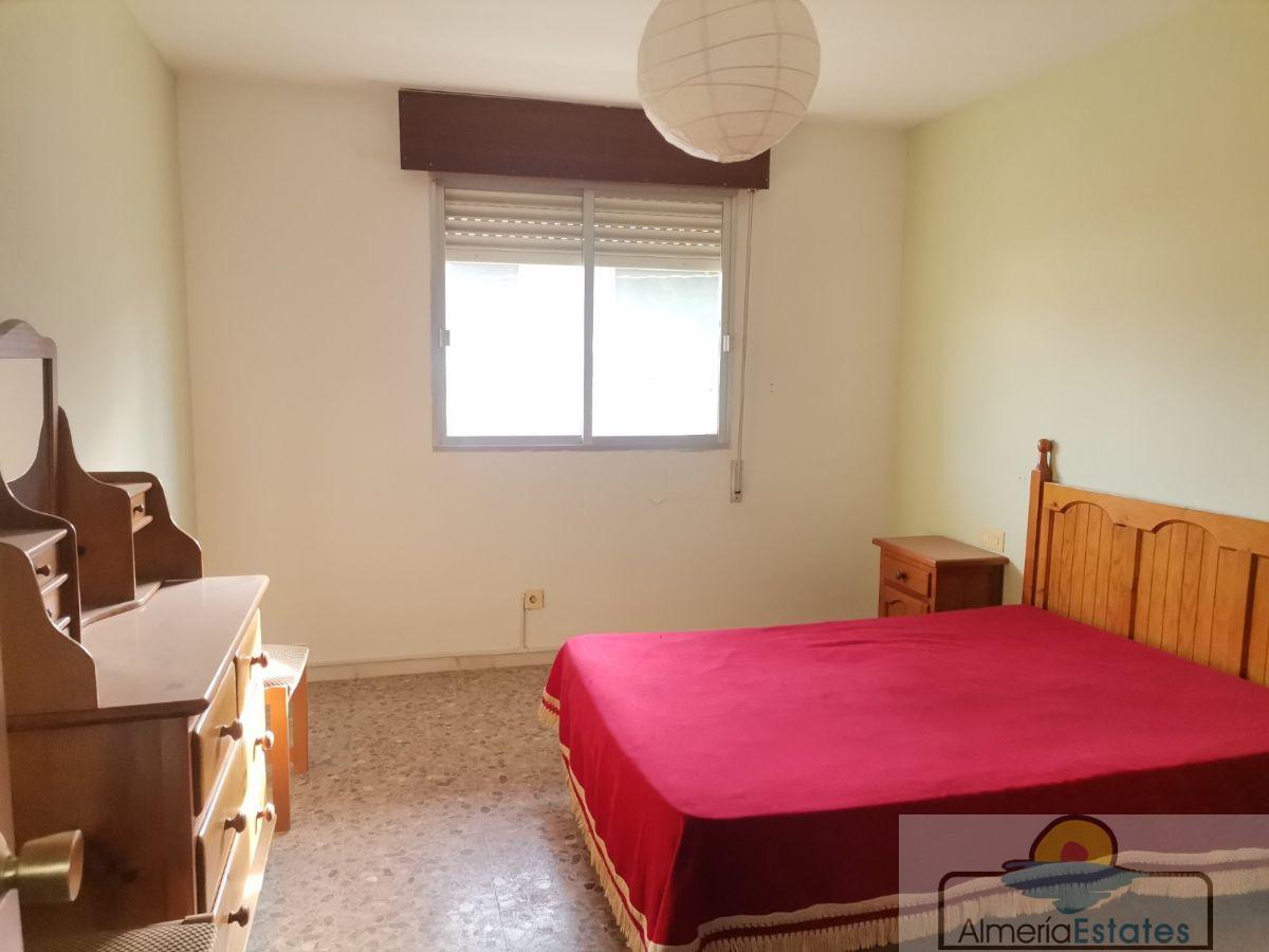 For sale of flat in Olula del Río