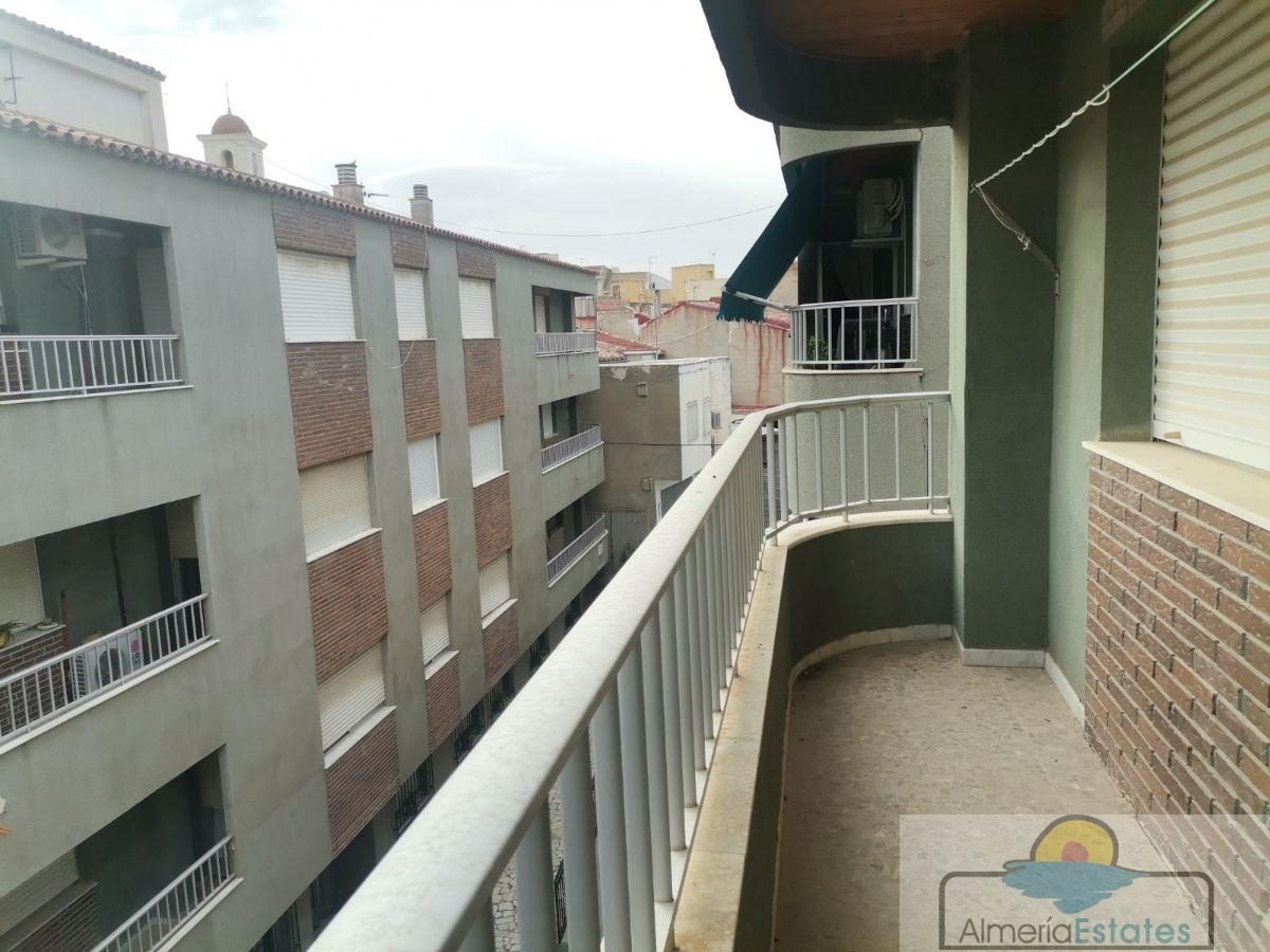 For sale of flat in Olula del Río