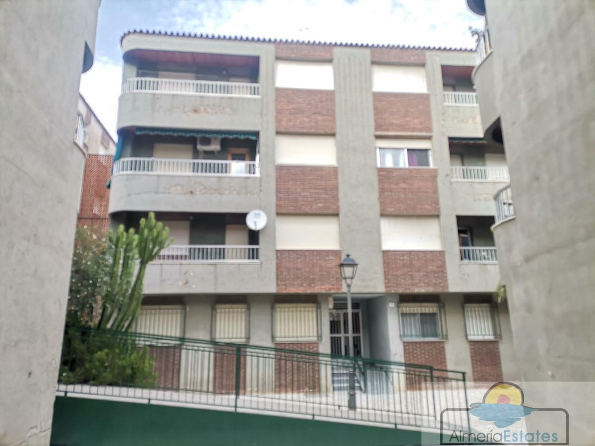 For sale of flat in Olula del Río