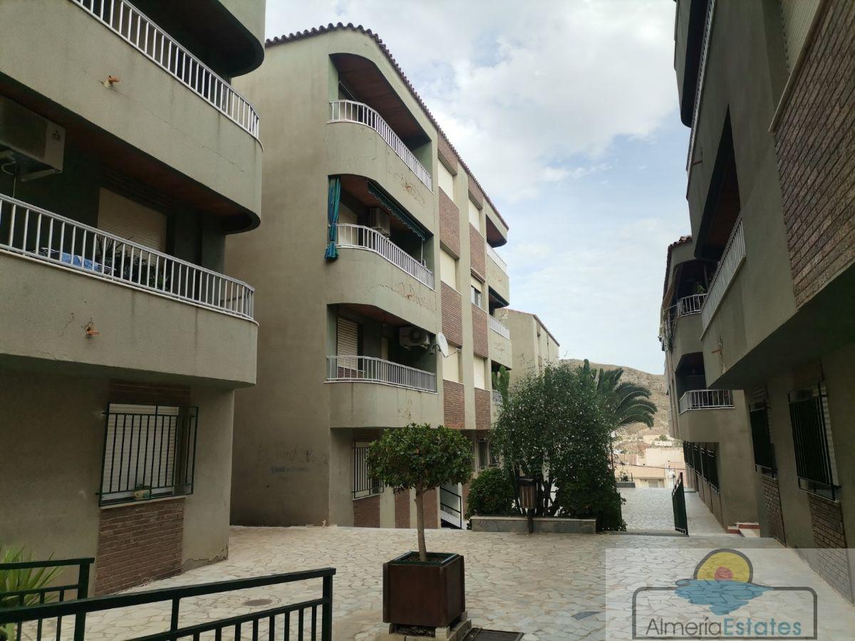 For sale of flat in Olula del Río