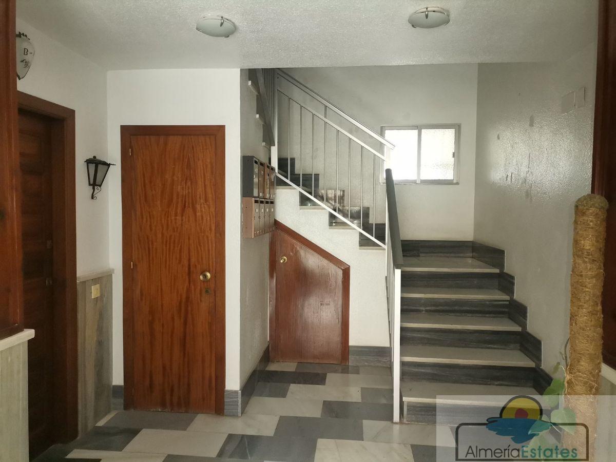 For sale of flat in Olula del Río