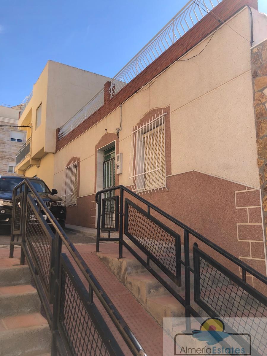 For sale of house in Albox