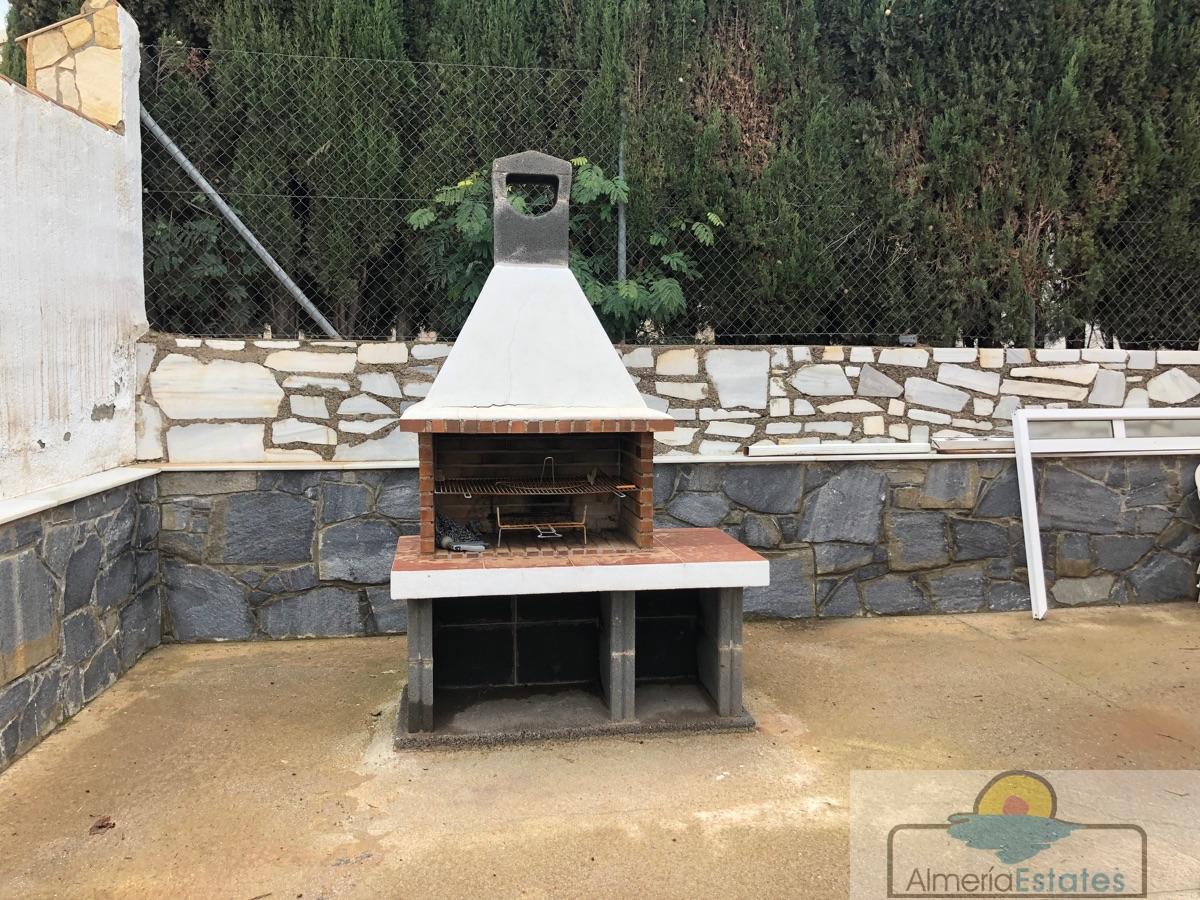 Venta de villa en Cantoria